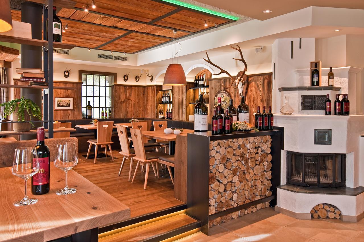 Gasthof - Restaurant Hubertushof Peilstein im Muhlviertel Экстерьер фото